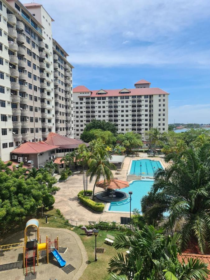 Glory Beach Resort Seaview Private 2Br Порт-Діксон Екстер'єр фото